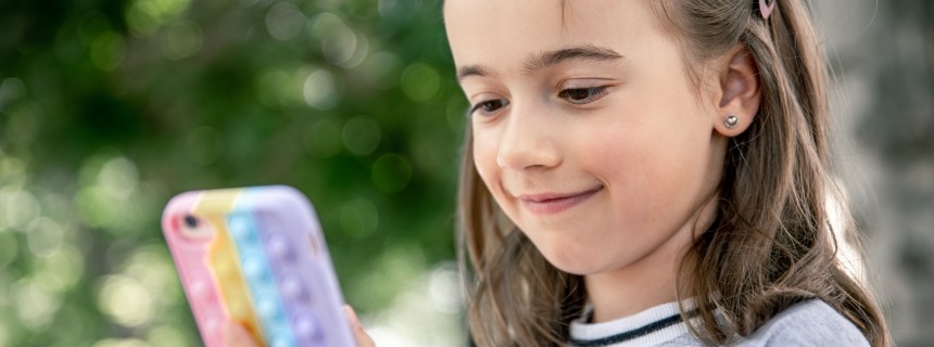 Niña redes sociales